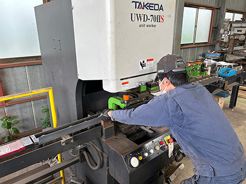 ユニットワーカー